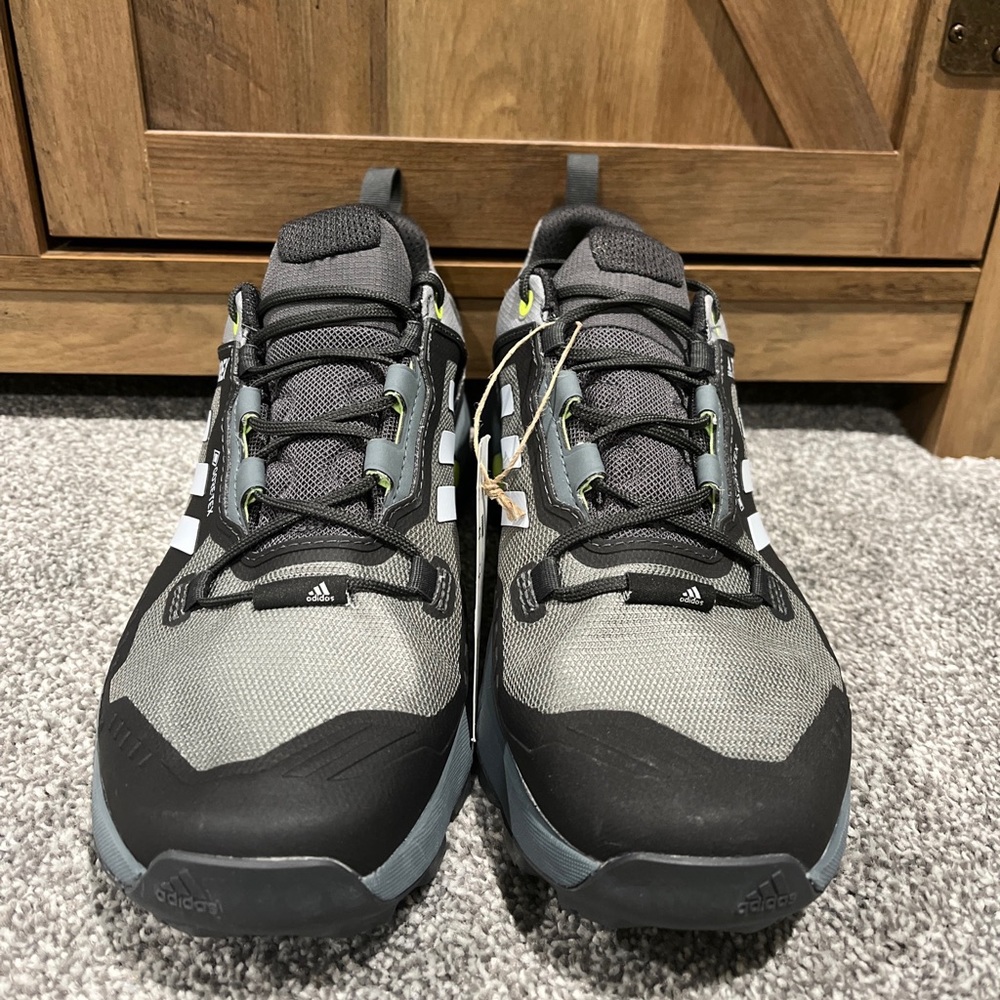 Adidas Outdoor Terrex Swift R3 GTX Hiking Shoe, Gray/Hi-Res Yellow, 8.5 (FW2781)